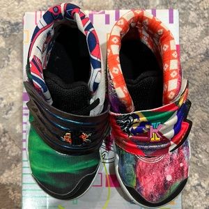 Kybrid S2 TD Black/Yellow/Red Toddler Size 10